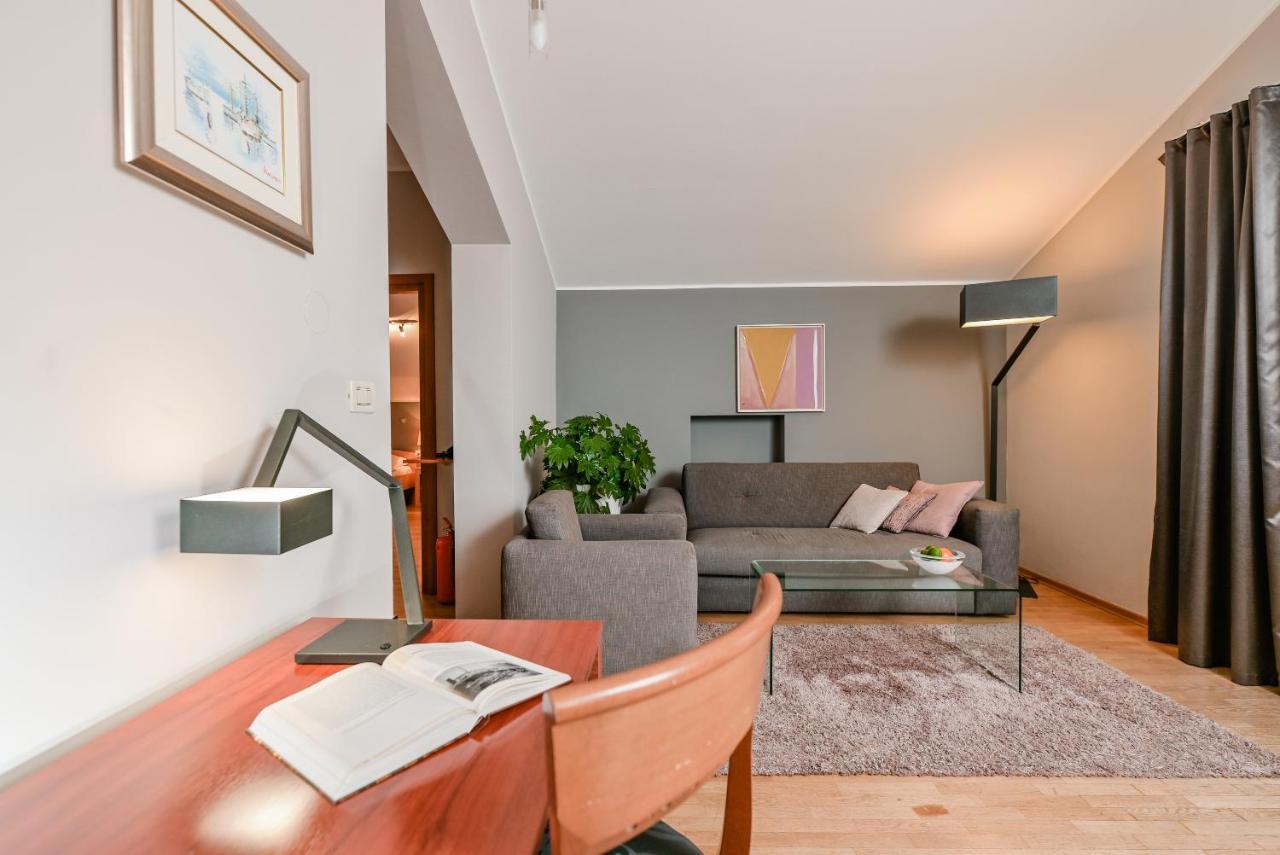 Hotel Laurus - Liburnia Опатия Екстериор снимка